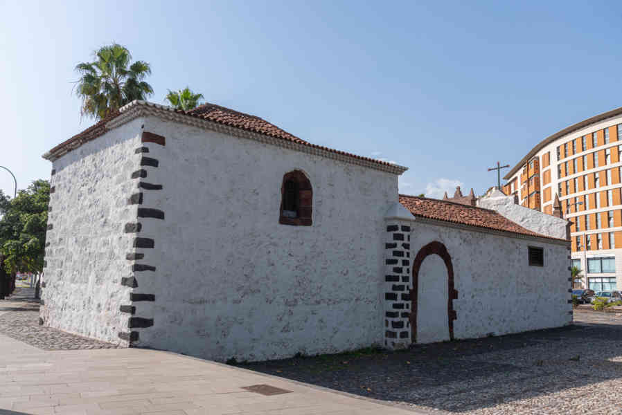 Tenerife 022 - Santa Cruz de Tenerife - ermita de San Telmo.jpg